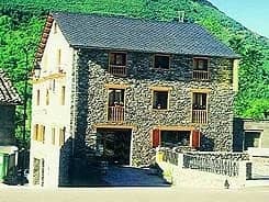 Casa Carlà situado en 12286 en la provincia de 26 plazas 18 desde 17.50€ persona/noche