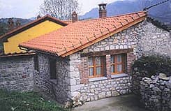 Casa El Cuetu situado en 13242 en la provincia de 34 plazas 14 desde 15.00€ persona/noche
