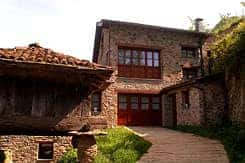 Casa Cachón situado en 13246 en la provincia de 34 plazas 10 desde 30.00€ persona/noche