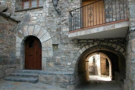 Casa Cosculluela situado en 11569 en la provincia de 23 plazas 18 desde 11.25€ persona/noche