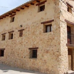 Casa rural Antiga situado en 15329 en la provincia de 47 plazas 30 desde 19.55€ persona/noche