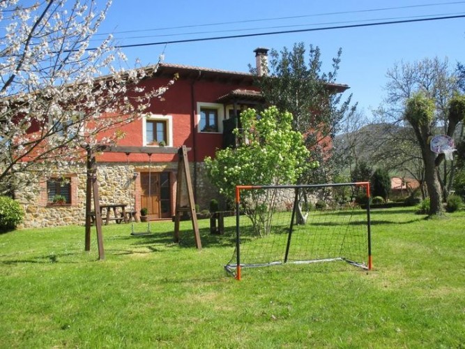 Casa rural El Jondrigu situado en 8172 en la provincia de 34 plazas 4 desde 18.75€ persona/noche
